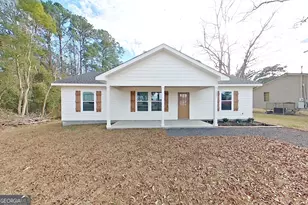 1021 11th Ave NW, Moultrie, GA 31768 - Photo 1