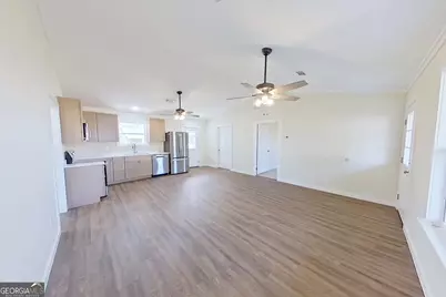 1021 11th Avenue NW, Moultrie, GA 31768 - Photo 8