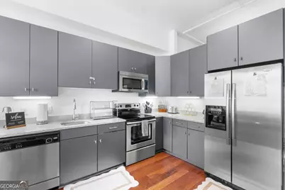 310 W Broughton Street #2011, Savannah, GA 31401 - Photo 8