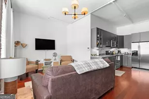 310 W Broughton St, Savannah, GA 31401 - Photo 6