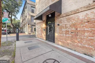310 W Broughton St, Savannah, GA 31401 - Photo 28