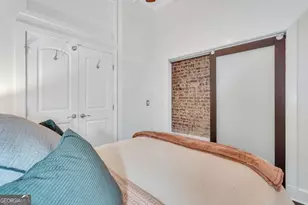 310 W Broughton St, Savannah, GA 31401 - Photo 10