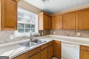 53 Diana Ct, Jonesboro, GA 30238 - Photo 12