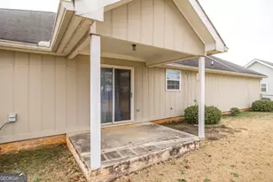 1560 Sweetwater Dr, Warner Robins, GA 31088 - Photo 24