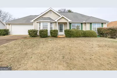 1560 Sweetwater Drive, Warner Robins, GA 31088 - Photo 1