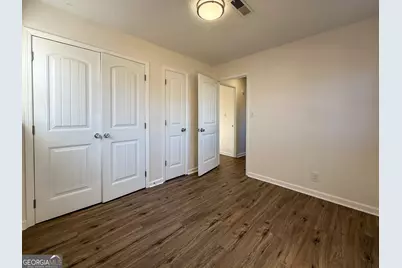 239 E Doyle Street, Toccoa, GA 30577 - Photo 16