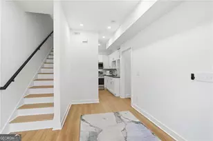 6305 Shannon Pkwy, Union City, GA 30291 - Photo 12