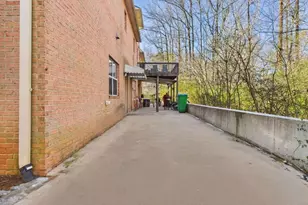 1020 Deni Ct, Watkinsville, GA 30677 - Photo 4