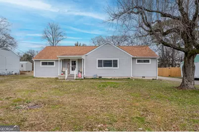 117 Gilbert Drive, Fort Oglethorpe, GA 30742 - Photo 1