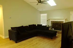907 Downing Dr, Bethlehem, GA 30620 - Photo 4