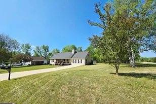 10 Shannons Ln, Comer, GA 30629 - Photo 4