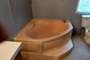 102 Brookview Dr, Griffin, GA 30223 - Photo 8