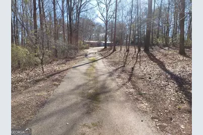 102 Brookview Drive, Griffin, GA 30223 - Photo 16