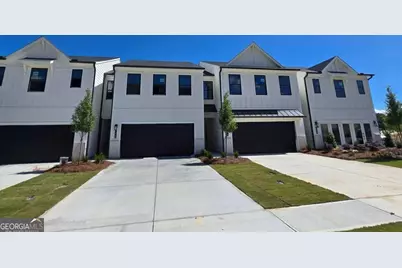 7356 Mulberry Trace Lane, Flowery Branch, GA 30542 - Photo 4