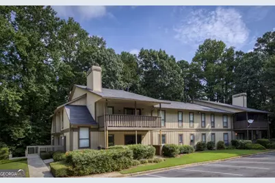 205 Woodcliff Drive #205, Sandy Springs, GA 30350 - Photo 4