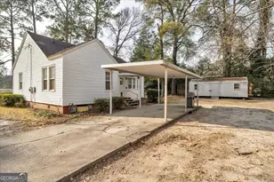 425 S 3rd St, Vienna, GA 31092 - Photo 28