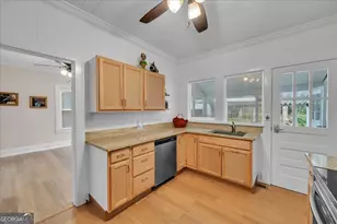 425 S 3rd St, Vienna, GA 31092 - Photo 12