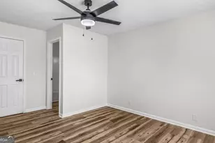 910 Brett Dr, Hinesville, GA 31310 - Photo 8