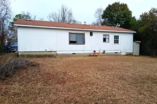 2732 Village Green Ln, Macon, GA 31206 - Photo 10