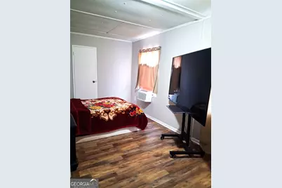 2732 Village Green Lane, Macon, GA 31206 - Photo 6