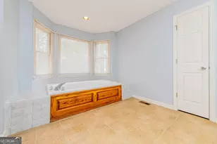 6137 Wesleyan Dr N, Macon, GA 31210 - Photo 30