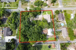 661 E Plum St, Jesup, GA 31546 - Photo 32