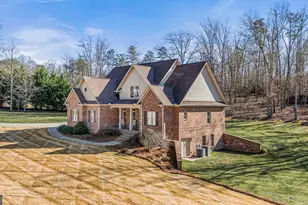 263 Woodmont Dr, Cornelia, GA 30531 - Photo 60