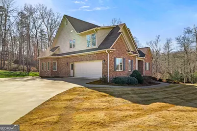 263 Woodmont Drive, Cornelia, GA 30531 - Photo 6