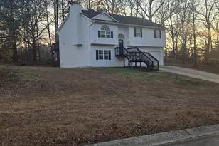 108 Taylors Ln, Carrollton, GA 30117 - Photo 2