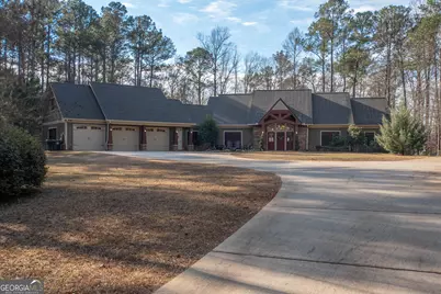 64 Waterview Court, Lagrange, GA 30240 - Photo 1