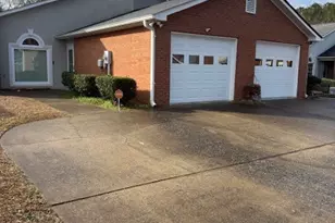 140 Arbor Wy, Fayetteville, GA 30215 - Photo 4