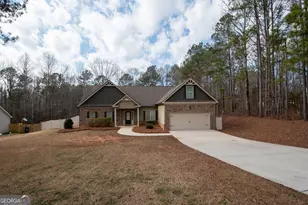 1410 Parkway Dr, Griffin, GA 30223 - Photo 2