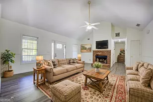 665 Island Shoals Rd, Covington, GA 30016 - Photo 10