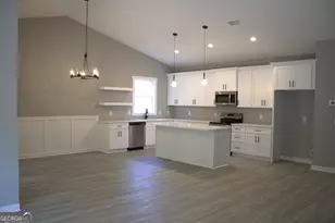 247 North Point Cir, Hartwell, GA 30643 - Photo 4