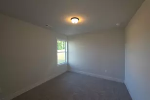 32 Vesta Ct, Winder, GA 30680 - Photo 2