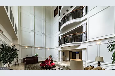3275 Lenox Road NE #APT 413, Atlanta, GA 30324 - Photo 2