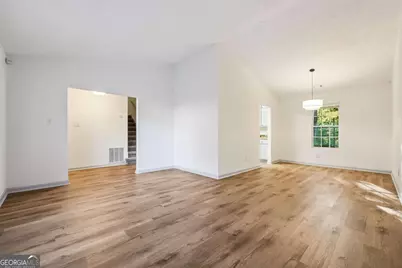 728 Stonebridge Crescent, Lithonia, GA 30058 - Photo 24