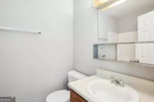 2049 Charter Ln, Lithonia, GA 30058 - Photo 12