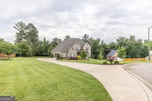 223 Yale Cir, Bonaire, GA 31005 - Photo 2