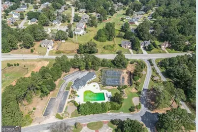 2585 Westchester Way SE, Conyers, GA 30013 - Photo 10