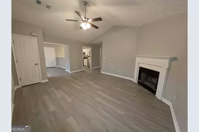 90 Crystal Brook, Griffin, GA 30223 - Photo 4