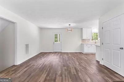 223 Pinehaven Drive, Lagrange, GA 30240 - Photo 6