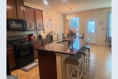 2193 Capella Circle SW, Atlanta, GA 30331 - Photo 8