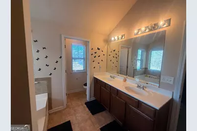 2193 Capella Circle SW, Atlanta, GA 30331 - Photo 18