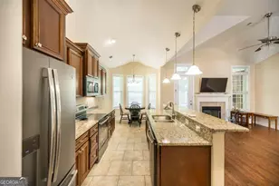 206 Londe Ln, Perry, GA 31069 - Photo 10
