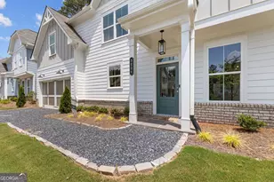 3804 Cottage Cir, Tucker, GA 30083 - Photo 2