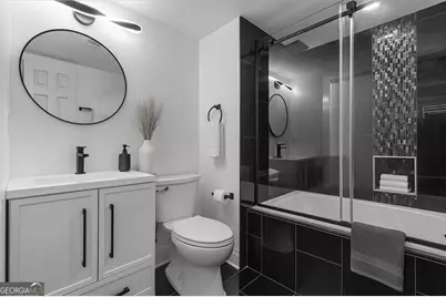 5250 Forest Downs Lane, Atlanta, GA 30349 - Photo 8