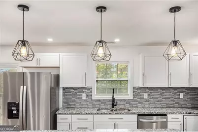 2760 Swansea Court, College Park, GA 30349 - Photo 16