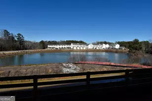 2839 Rosehall Way, Lawrenceville, GA 30044 - Photo 32