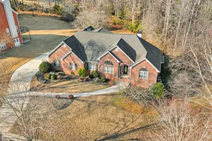 1064 Crown River Pkwy, McDonough, GA 30252 - Photo 2